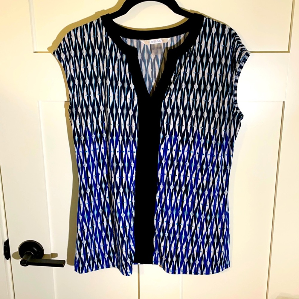 Nygard Top